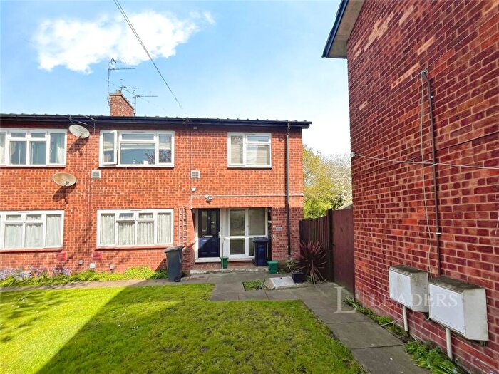 2 Bedroom Maisonette For Sale In Metcalfe Close, Alvaston, Derby, DE24