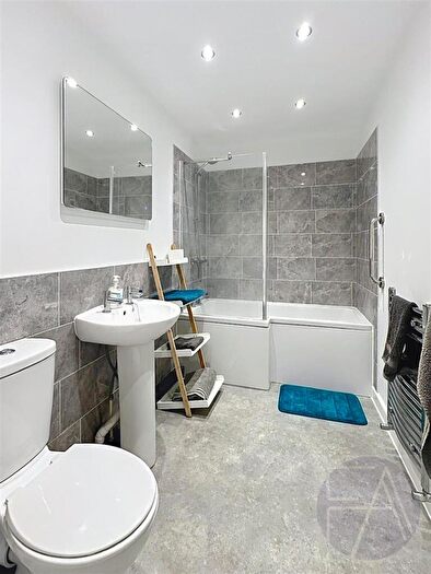 3 Bedroom Flat To Rent In Shore Road, Ainsdale, Southport, PR8