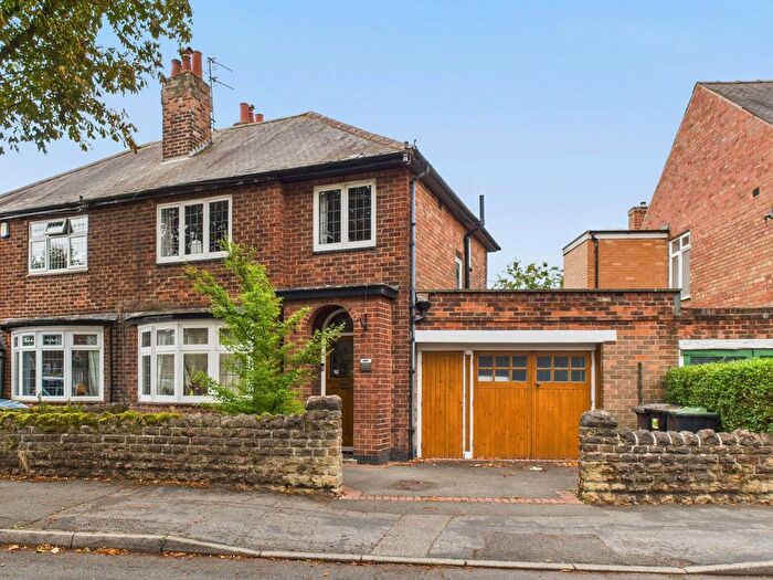 3 Bedroom Semi-Detached House For Sale In Worcester Road, Woodthorpe, Nottingham, NG5