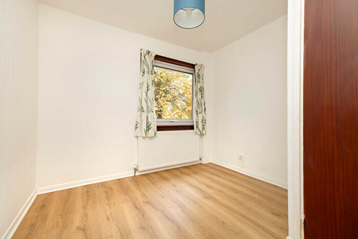 3 Bedroom Terraced House For Sale In The Crescent Morningside Drive, Morningside, Edinburgh, EH10