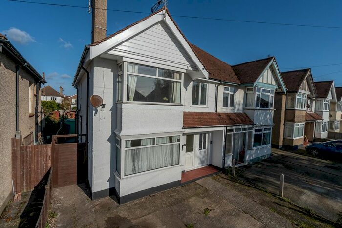 2 Bedroom Flat To Rent In Wellington Road, Bognor Regis, PO21