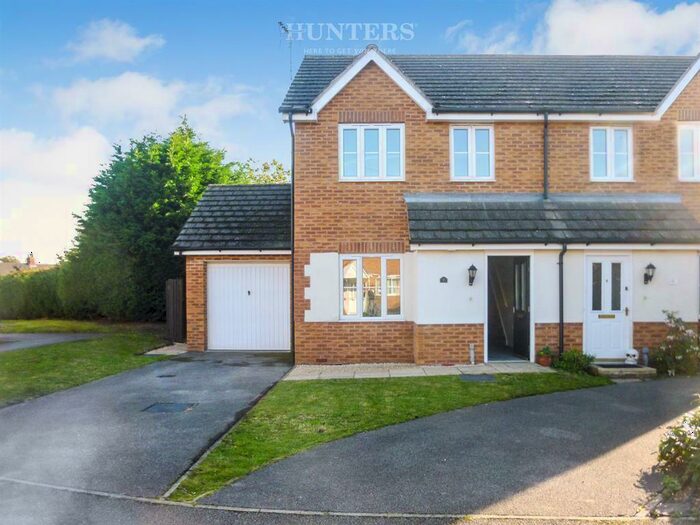 3 Bedroom Semi-Detached House To Rent In Meadowlands, Morton, Gainsborough, Lincolnshire, DN21