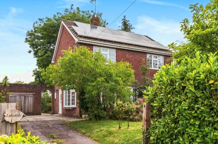 3 Bedroom Detached House For Sale In Vicarage Lane, Frampton On Severn, Gloucester, Gloucestershire, GL2