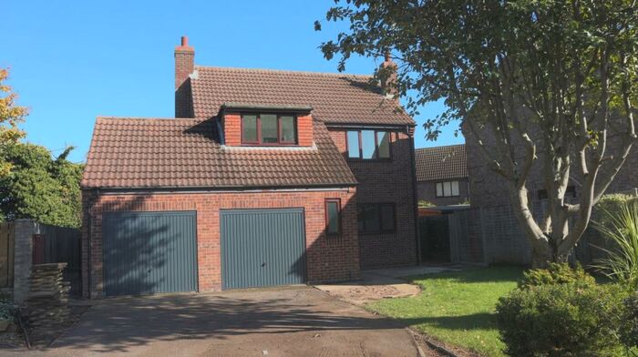 4 Bedroom Detached House To Rent In Scotts Garth Close, Tickton, HU17