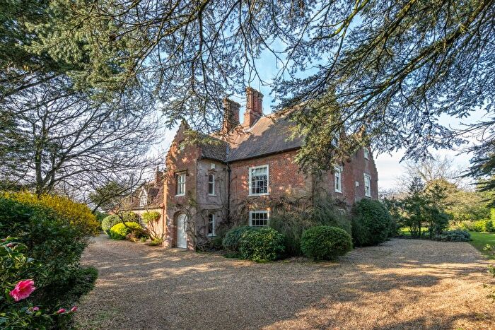 6 Bedroom Detached House For Sale In Hethersett, Norwich, NR9