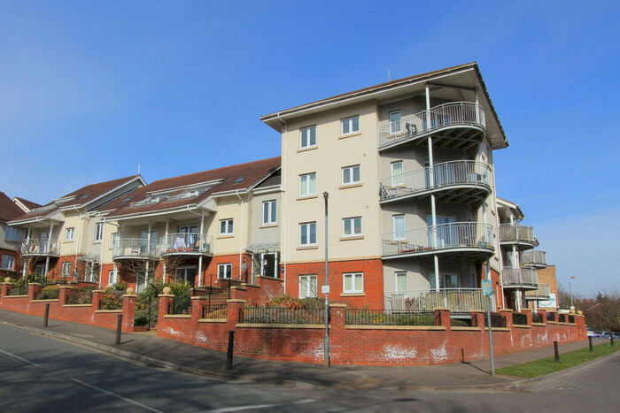 2 Bedroom Apartment To Rent In Cedar Avenue, High Wycombe, HP15