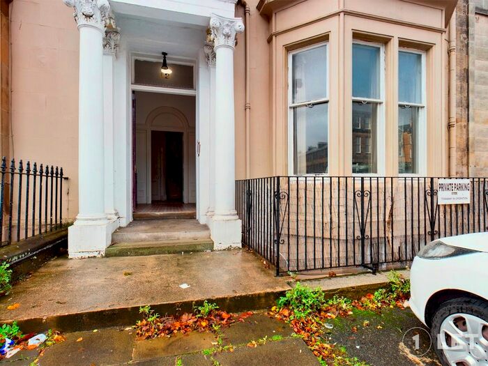 2 Bedroom Flat To Rent In Newington Road, Newington, Edinburgh, EH9