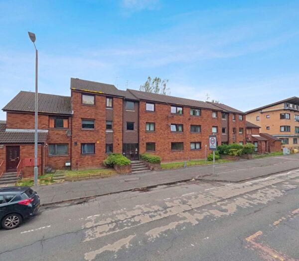 2 Bedroom Flat To Rent In Dumbarton Road, Whiteinch, Glasgow, G14