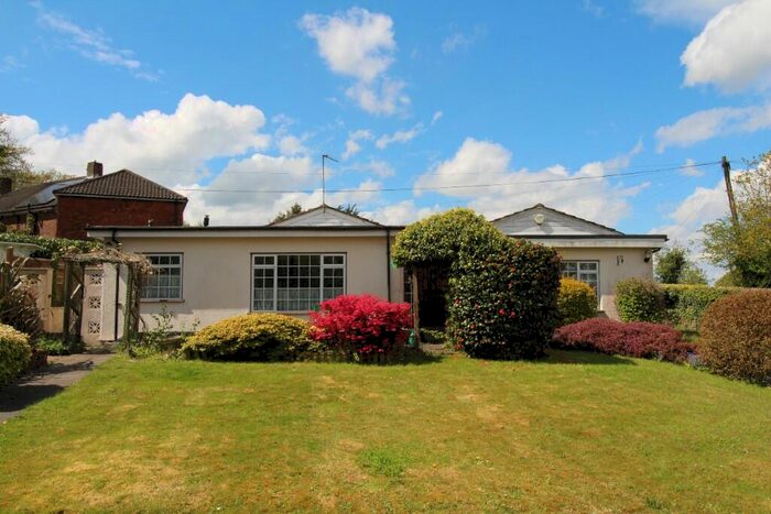 2 Bedroom Semi-Detached Bungalow For Sale In Rock Hill, Well Hill, Kent, BR6