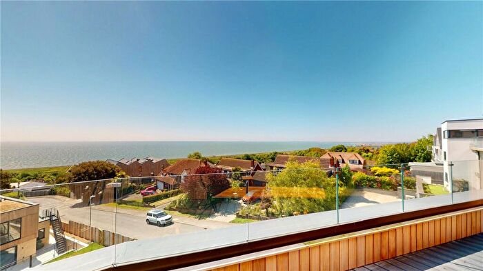 2 Bedroom Apartment For Sale In Naildown Road, Hythe, Kent, CT21