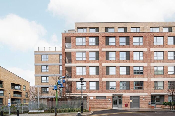 2 Bedroom Flat For Sale In Morville Street, Bow, London, E3