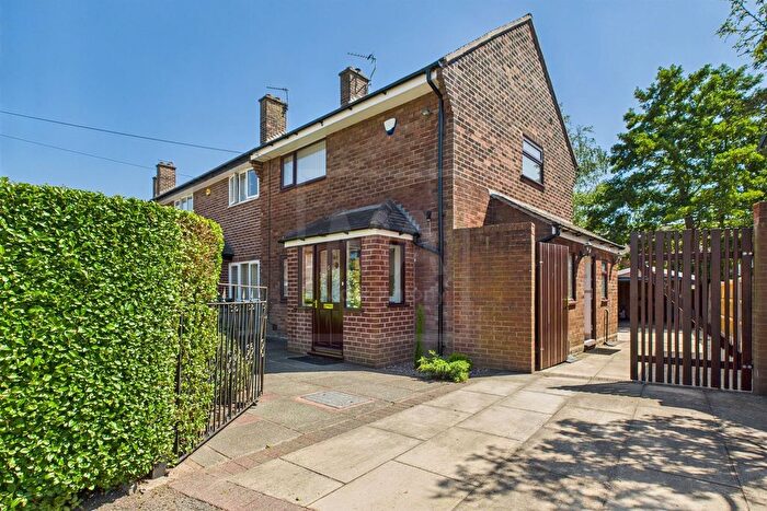 2 Bedroom End Of Terrace House For Sale In Fitzwalter Road, Woolston, Warrington, WA1