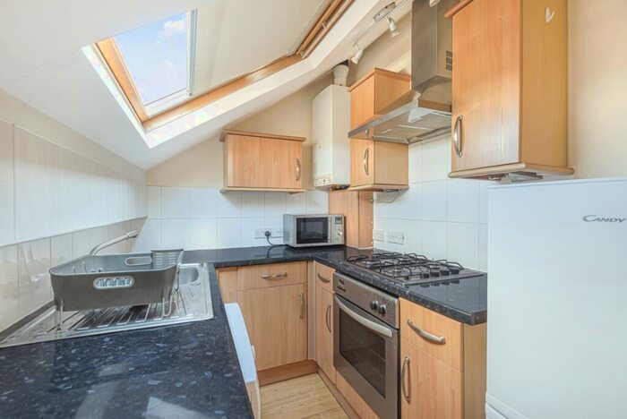 1 Bedroom Flat To Rent In Venner Road, London, SE26