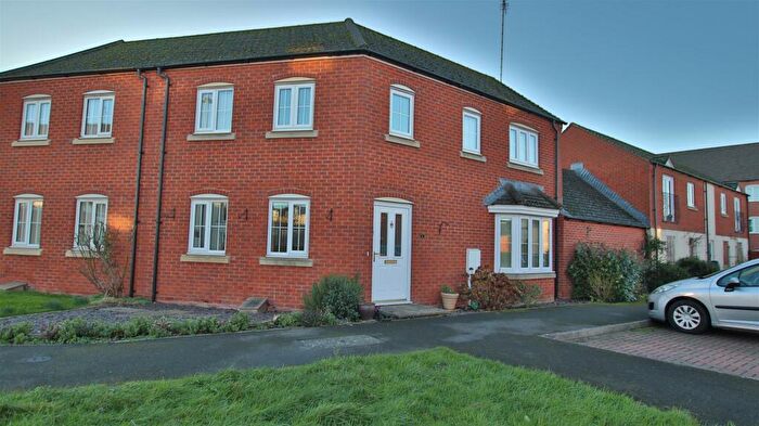 3 Bedroom House To Rent In Avoncrest Drive, Tewkesbury, GL20