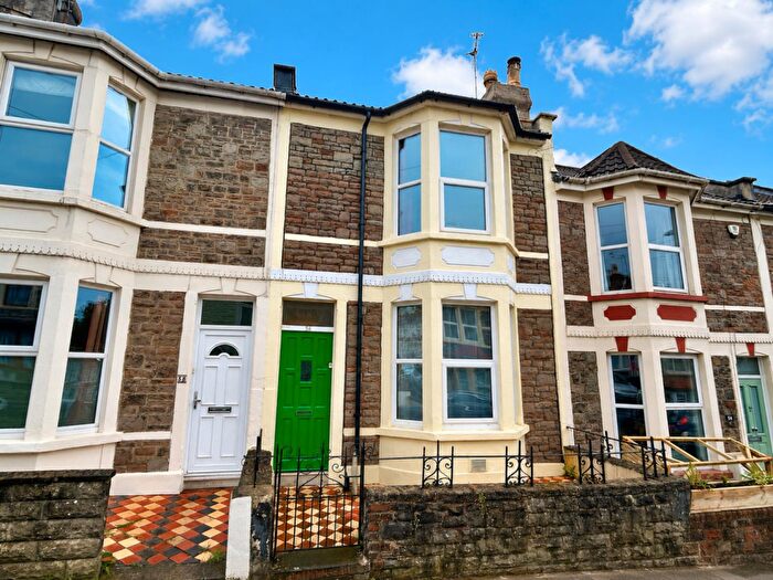 2 Bedroom House For Sale In Vicarage Road, Redfield, Bristol, BS5