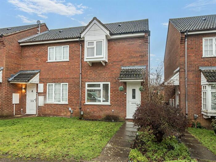 2 Bedroom End Of Terrace House For Sale In Westwood Close, Shortstown, MK42