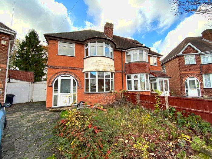 3 Bedroom Semi-Detached House To Rent In Heathmere Avenue, Yardley, B25