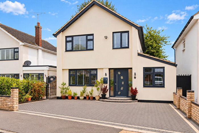 5 Bedroom Detached House For Sale In Kings Park, Benfleet, SS7