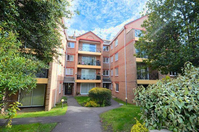 2 Bedroom Flat To Rent In Parsonage Road, Bournemouth, BH1