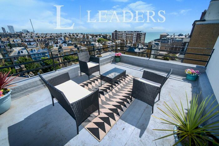 2 Bedroom Flat To Rent In Grand Avenue, Hove, BN3