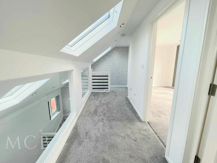 3 Bedroom Maisonette To Rent In Field End Road, Ruislip, HA4