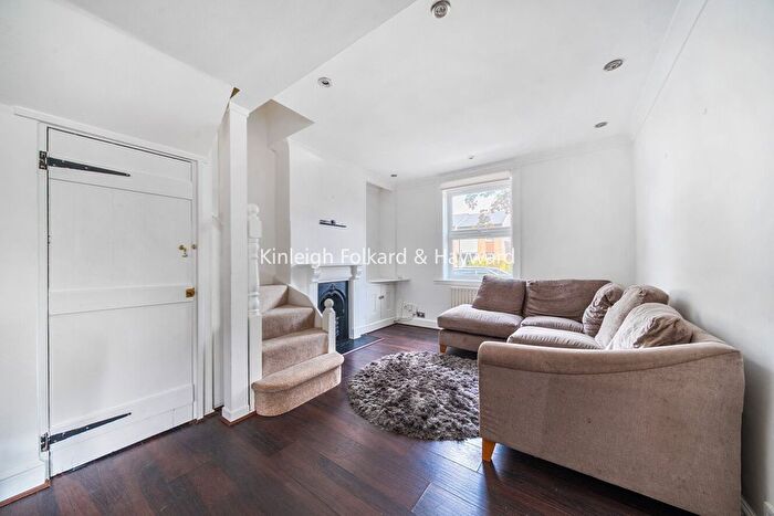 2 Bedroom Detached House To Rent In Cowper Road, Bromley, Kent, BR2