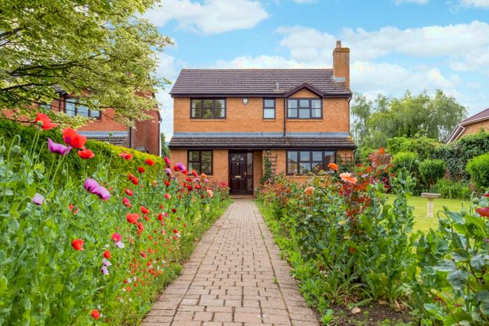 4 Bedroom Detached House To Rent In The Orchard Grove Shurdington, GL51