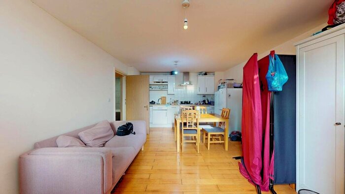 2 Bedroom Flat To Rent In Laugan Walk, SE17