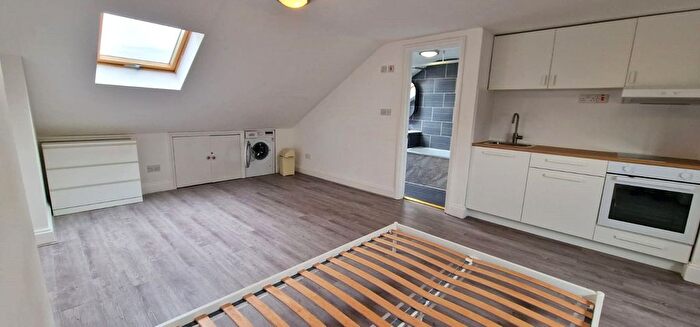 Studio To Rent In Room The Loft, Hackney, E5