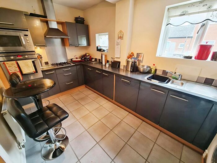 4 Bedroom Detached House For Sale In Turneys Drive, Milton Keynes, MK12