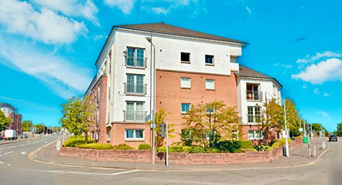 2 Bedroom Flat To Rent In Edinburgh Road, Glasgow, G33