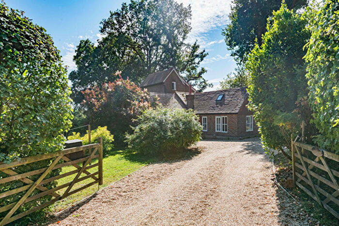 3 Bedroom Detached House For Sale In Guildford Road, Rudgwick, RH12