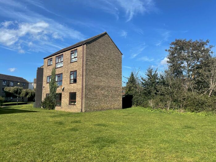 2 Bedroom Flat To Rent In Lakenfields, Norwich, NR1