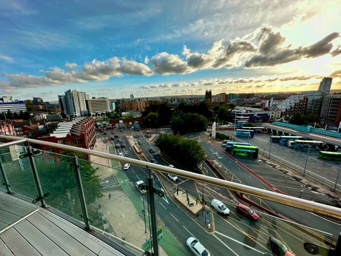 2 Bedroom Flat To Rent In St. Peters Street, Leeds, West Yorkshire, LS9