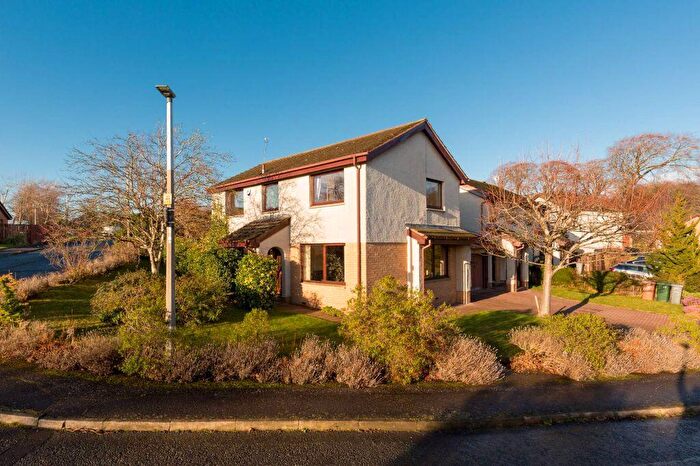 4 Bedroom Detached House For Sale In Candlemaker's Park, Gilmerton, Edinburgh, EH17