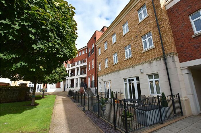 2 Bedroom Flat To Rent In Main Street, Dickens Heath, Shirley, Solihull, B90