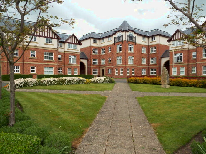 2 Bedroom Flat To Rent In Trinity Mews - Darlington, DL3