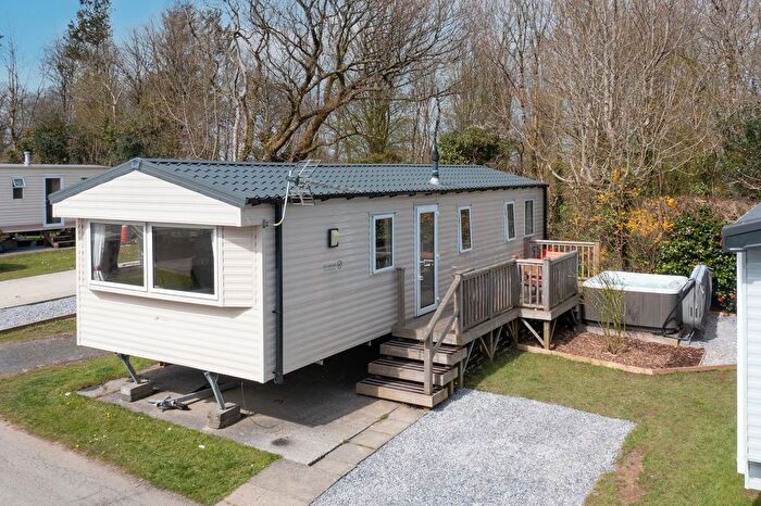 2 Bedroom Park Home For Sale In Redstone Road, Narberth, SA67