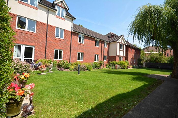 1 Bedroom Retirement Property For Sale In Blenheim, Amersham, HP6