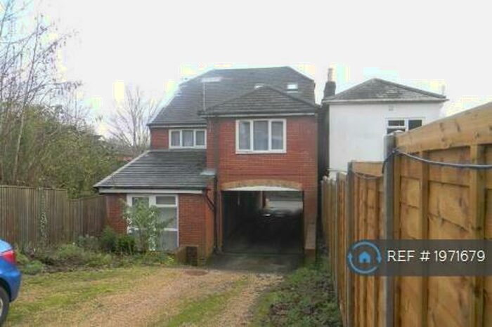 Studio To Rent In Osborne Court, Southampton, SO17