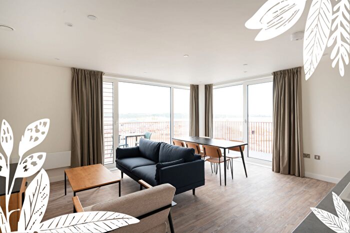 3 Bedroom Flat To Rent In The Kell, Gillingham Gate Road, Gillingham, ME4