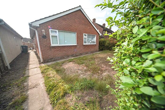 3 Bedroom Detached Bungalow For Sale In Sutton Lane, Hilton, Derby, DE65