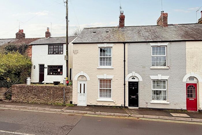 2 Bedroom End Of Terrace House For Sale In Bridport, DT6