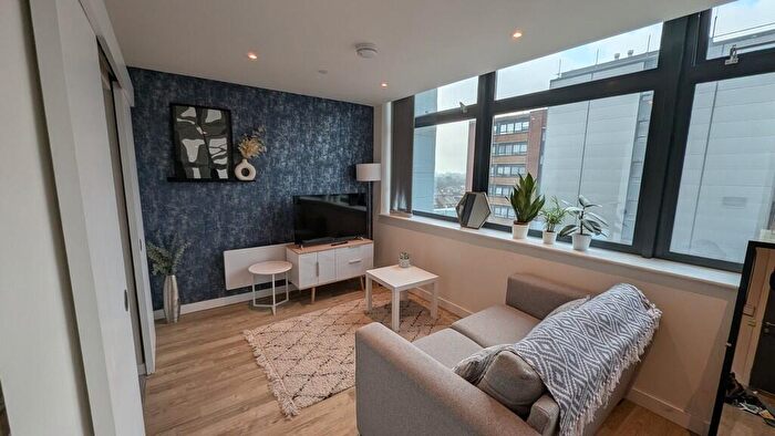 1 Bedroom Apartment To Rent In Paragon House A, Seymour Grove, M16