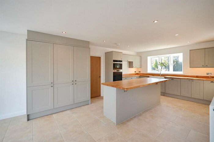5 Bedroom Detached House For Sale In Red Lane, Todber, Sturminster Newton, DT10