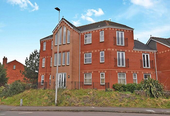 2 Bedroom Flat To Rent In Millenium Way, Cullompton, Devon, EX15