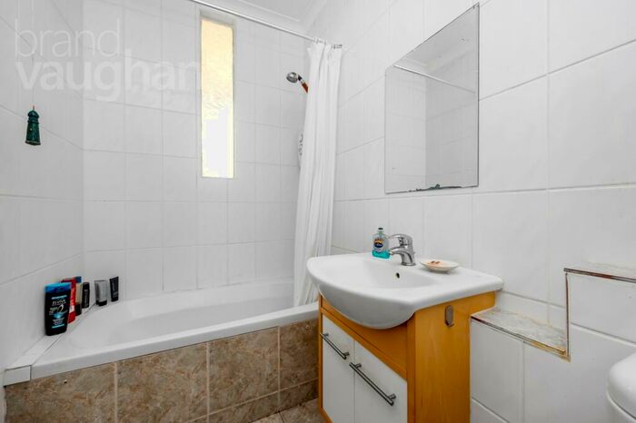 1 Bedroom Flat For Sale In First Avenue, Hove, BN3