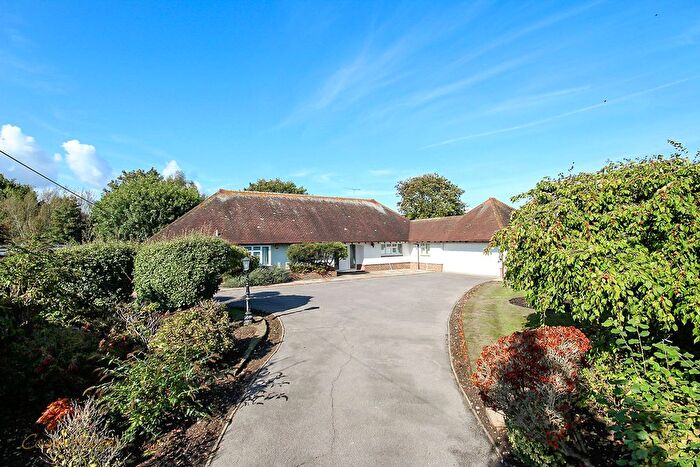 4 Bedroom Detached House For Sale In Rectory Lane, Angmering, BN16