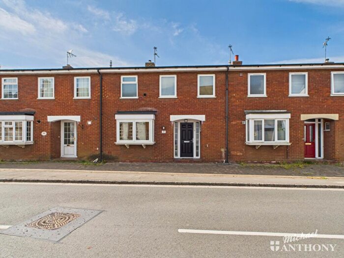 3 Bedroom Terraced House For Sale In High Street, Wing, Leighton Buzzard, LU7