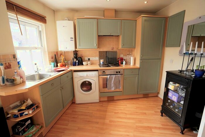 1 Bedroom Flat To Rent In Lawrence Hill, St George, BS5